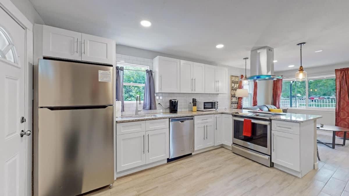 Southwest Charm Spacious Family Near Holiday home Denver